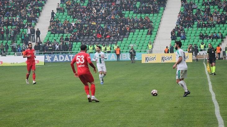Sakaryaspor: 3 - Gümüşhanespor: 0