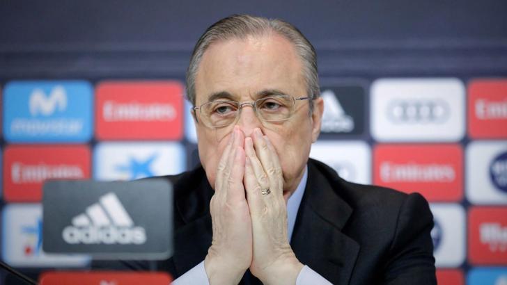Real Madrid taraftarlarından başkan Florentino Perez'e istifa çağrısı