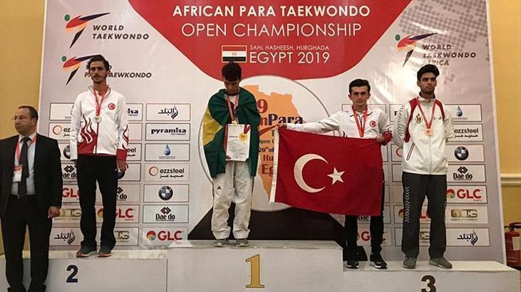 Karabüklü taekwondocu Amerika'dan bronz madalya ile döndü