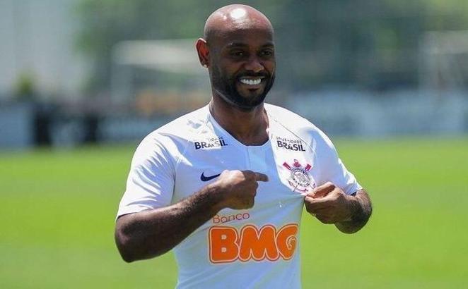 Vagner Love Beşiktaş'tan ayrıldı kendisine geldi