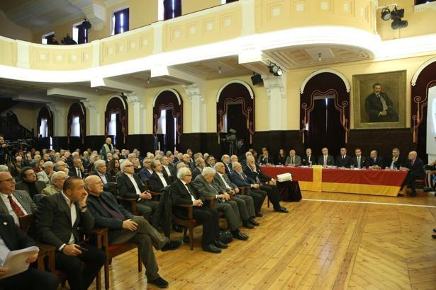 Ömer İyigör: Mars'a yollayalım