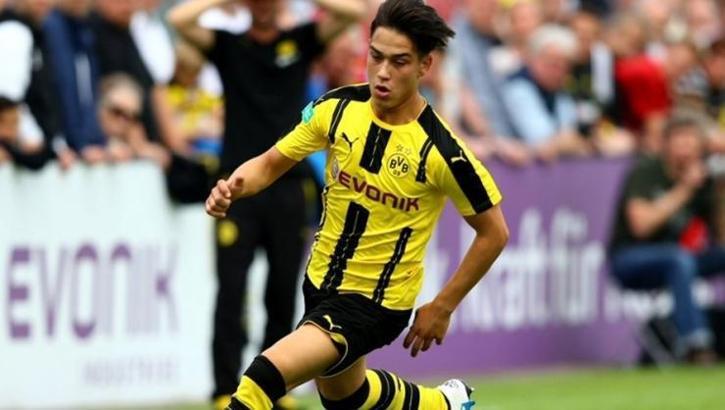 Fenerbahçe ve Galatasaray transfer yarışında! Borussia Dortmund'un yıldızı Hüseyin Bulut'u istiyorlar!
