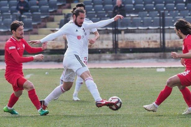 Utaş Uşakspor - Gümüşhanespor maç sonucu: 2-2