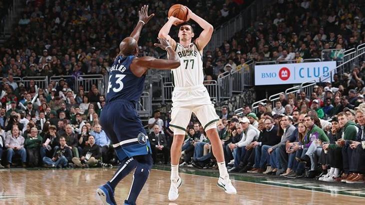 Ersan İlyasova'dan 13 sayı, 7 ribaunt