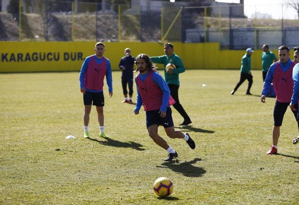 Ankaragücü'nde Pinto yetişiyor