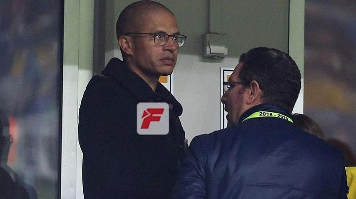 Efsane Alex tribünde! Fenerbahçe taraftarından yoğun ilgi