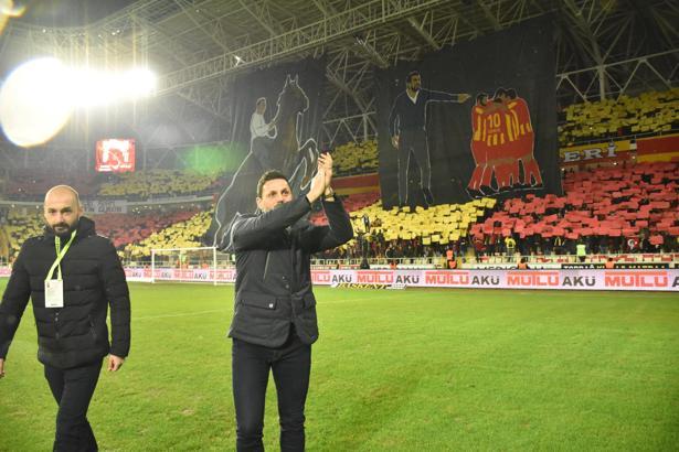 Yeni Malatyaspor tribünlerinden koreografi şov