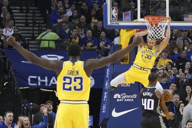 Curry'nin 36 sayısı Warriors'a galibiyeti getirdi