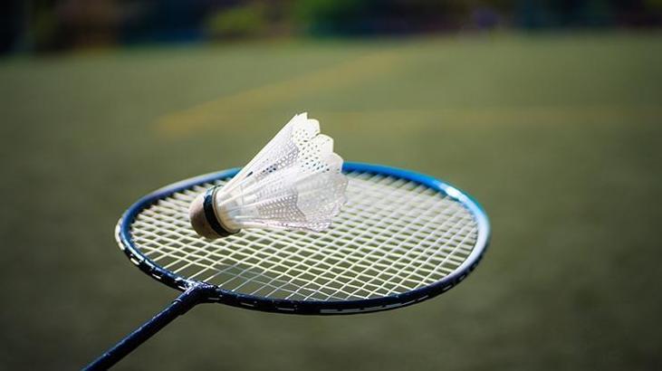 Büyükelçiliklerin badmintonda kupa mücadelesi