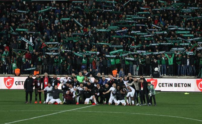 Denizlispor'da prim 20 bin
