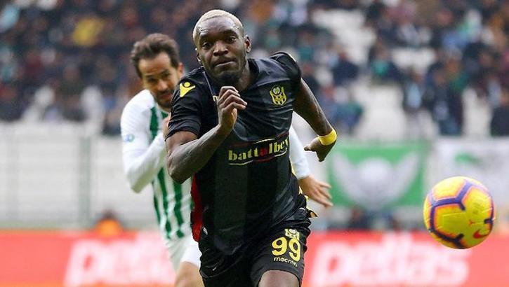 Bifouma Beşiktaş maçında yok
