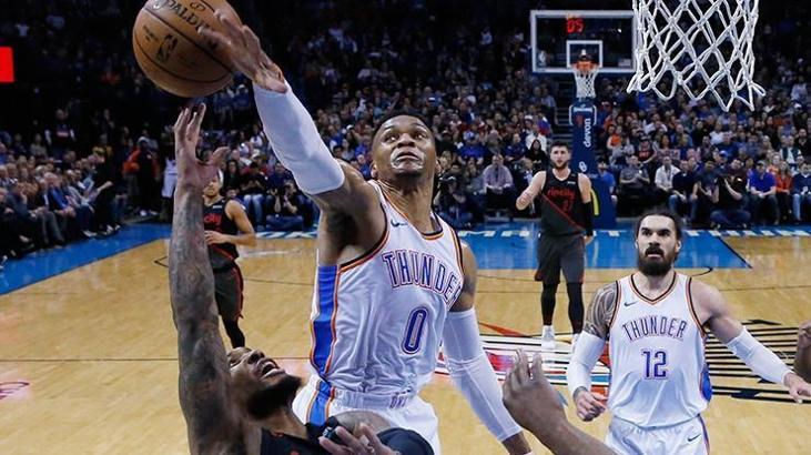 Russell Westbrook tarihe geçti