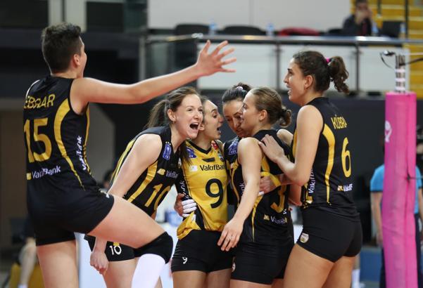 Vestel Venus Sultanlar Ligi | VakıfBank: 3 - Halkbank: 0