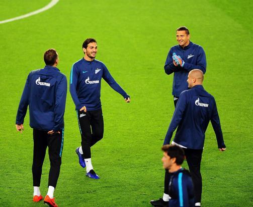 Zenit'in kaderi Dzyuba'ya bağlı