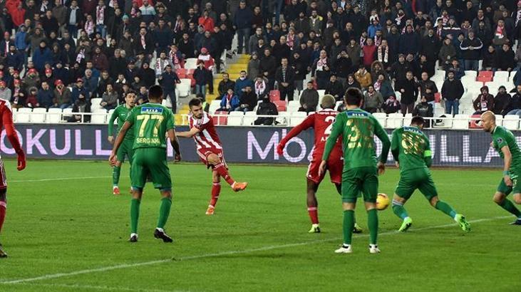Akhisarspor'da tehlike çanları