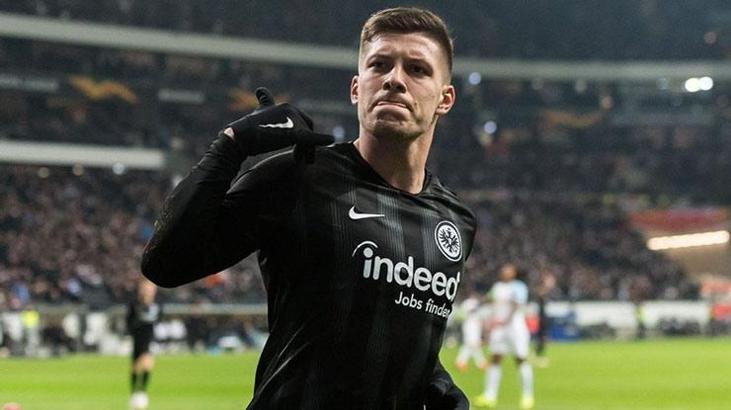 Barcelona forvet hattına Jovic'i transfer ediyor