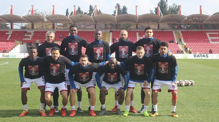 Elazığspor, kalp krizi sonucu ölen küçük taraftarını unutmadı