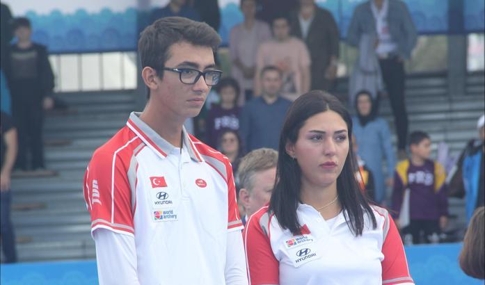 Mete Gazoz ve Yasemin Ecem Anagöz'den gümüş madalya!
