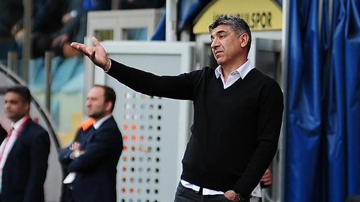 Sait Karafırtınalar: Futbolcularımı tebrik ediyorum