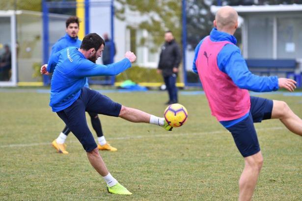 MKE Ankaragücü'nde Akhisarspor mesaisi