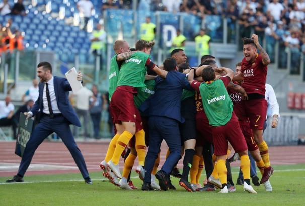 Derbide kazanan Roma!