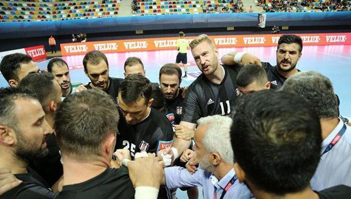 Chekhovskie Medvedi: 22 - Beşiktaş Mogaz: 24
