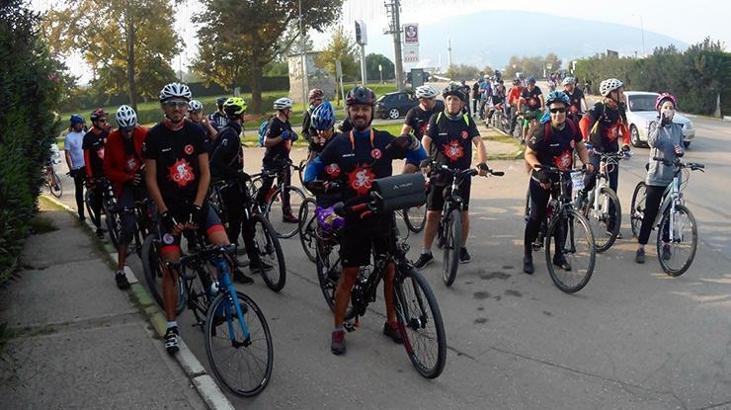 Kalpleri için pedalladılar