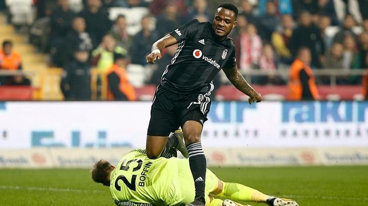 Larin başka takımlarla görüşme yapıyor
