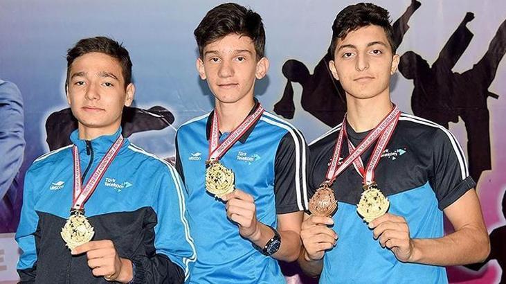 Erzincan Türk Telekom sporcuları turnuvalardaki başarılarını sürdürüyor