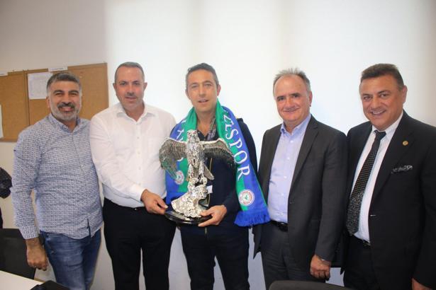 Çaykur Rizespor'dan Ali Koç'a hediye!