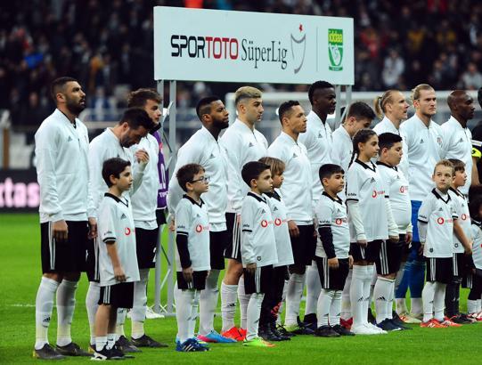 Beşiktaş'ta kazanan kadro devam