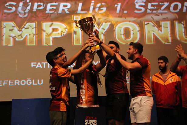 Zula Süper Lig'de şampiyon Galatasaray Espor!