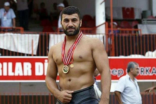 Ali Yanatma başpehlivan oldu