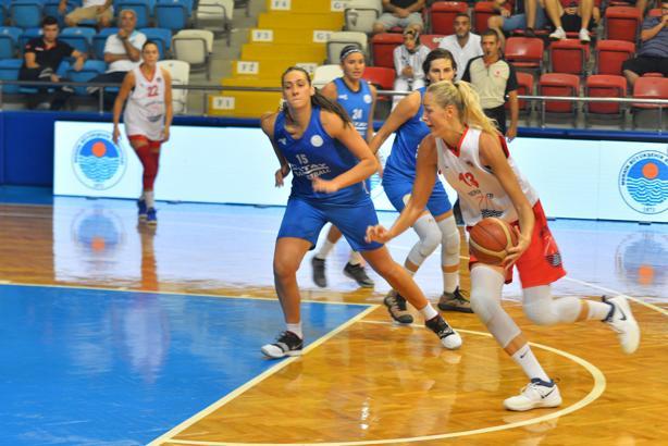Özgecan Kadınlar Basketbol Turnuvası Mersin'de başladı