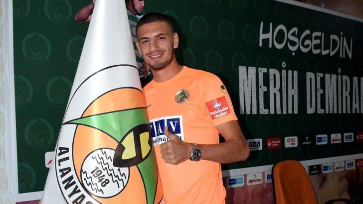 Merih Demiral kimdir? Kaç yaşında, mevkisi ne?