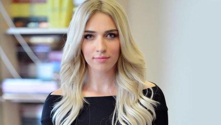Cansu Canan Özgen Habertürk TV'den ayrıldığını Instagram hesabından duyurdu