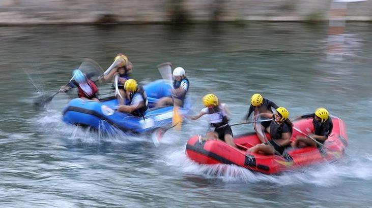 Van'da kıyasıya rafting mücadelesi