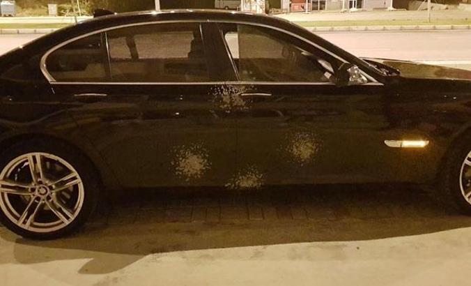 Denizlispor asbaşkanı ile ailesinin içinde olduğu otomobile tüfekle saldırı