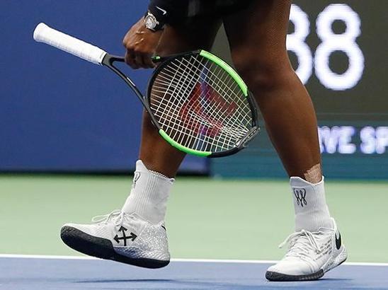 Serena Williams'a 17 bin dolar ceza