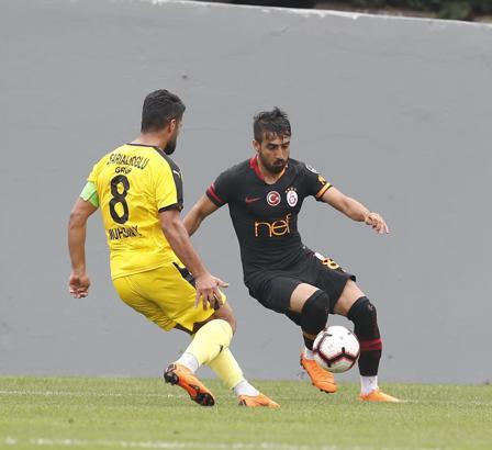 Galatasaray'da Muğdat Çelik göze girdi