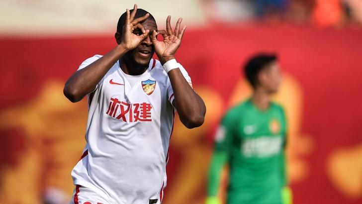 Galatasaray, Modeste ve Cahill transferlerini erken bitirecek