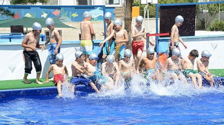 Konya'da bu yaz 52 bin çocuk yüzme öğrendi