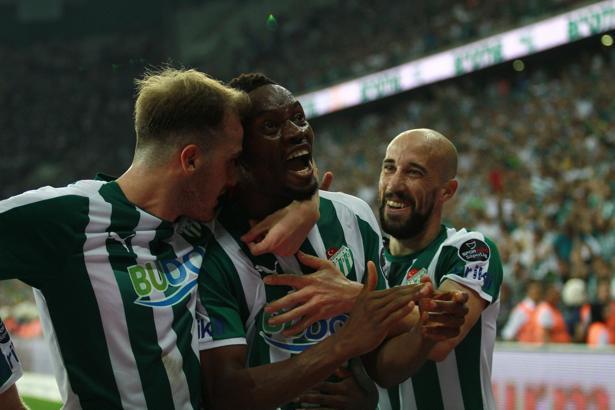 Bursaspor'dan Sakho önlemi! İşte o madde...