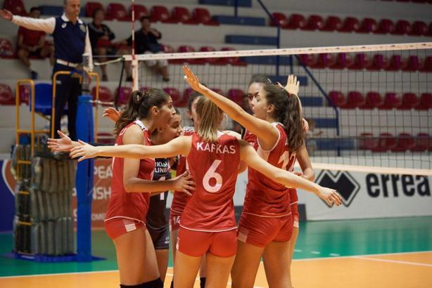 U19 Bayan Milli Takımımız, Sırbistan'ı 3-1'le geçti