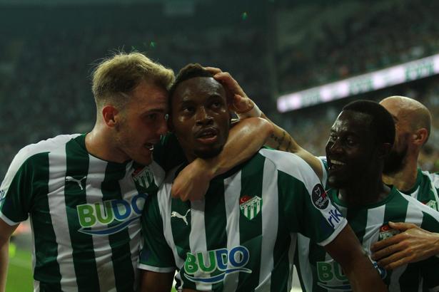 Diafra Sakho: İngiltere de oynamış biri olarak oynadığım en iyi stat diyebilirim
