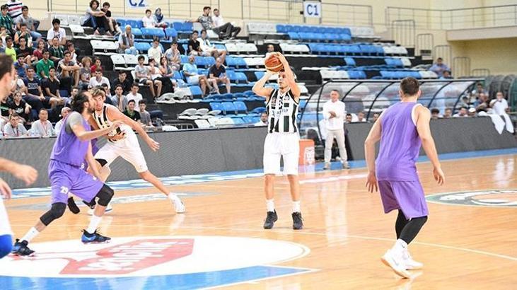 Sakarya Büyükşehir Basket ilk hazırlık maçını kazandı