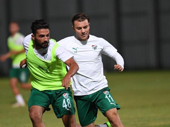 Bursaspor'da Cumhuriyet Kupası hazırlıkları sürüyor