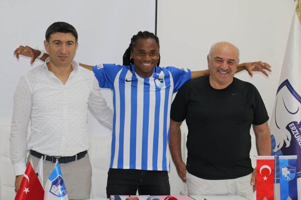Erzurumspor, Tshabalala için imza töreni düzenledi