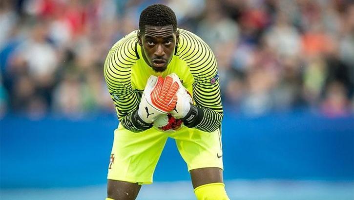 Kalede hedefler: Varela ve Trapp