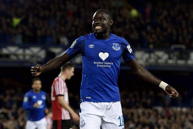 Gomis gidiyor Niasse geliyor